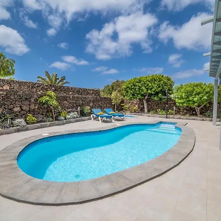 Ananda Puerto Del Carmen Lanzarote Villa