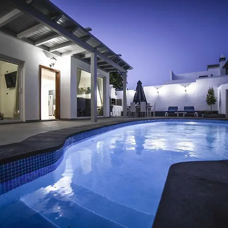 Villa Amanda 4 Bedrooms Jacuzzi And Heated Pool Pool Table Great House