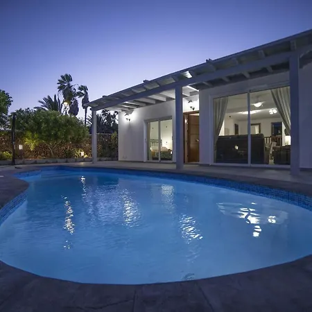 Amanda 4 Bedrooms Jacuzzi And Heated Pool Pool Table Great House Vila *