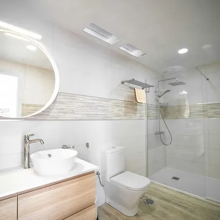 Amanda 4 Bedrooms Jacuzzi And Heated Pool Pool Table Great House Puerto del Carmen